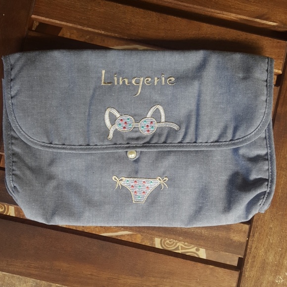 Handmade lingerie bag - Picture 2 of 5